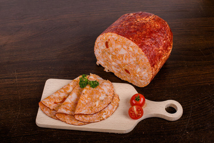 Kippenham met zongedroogde tomaten